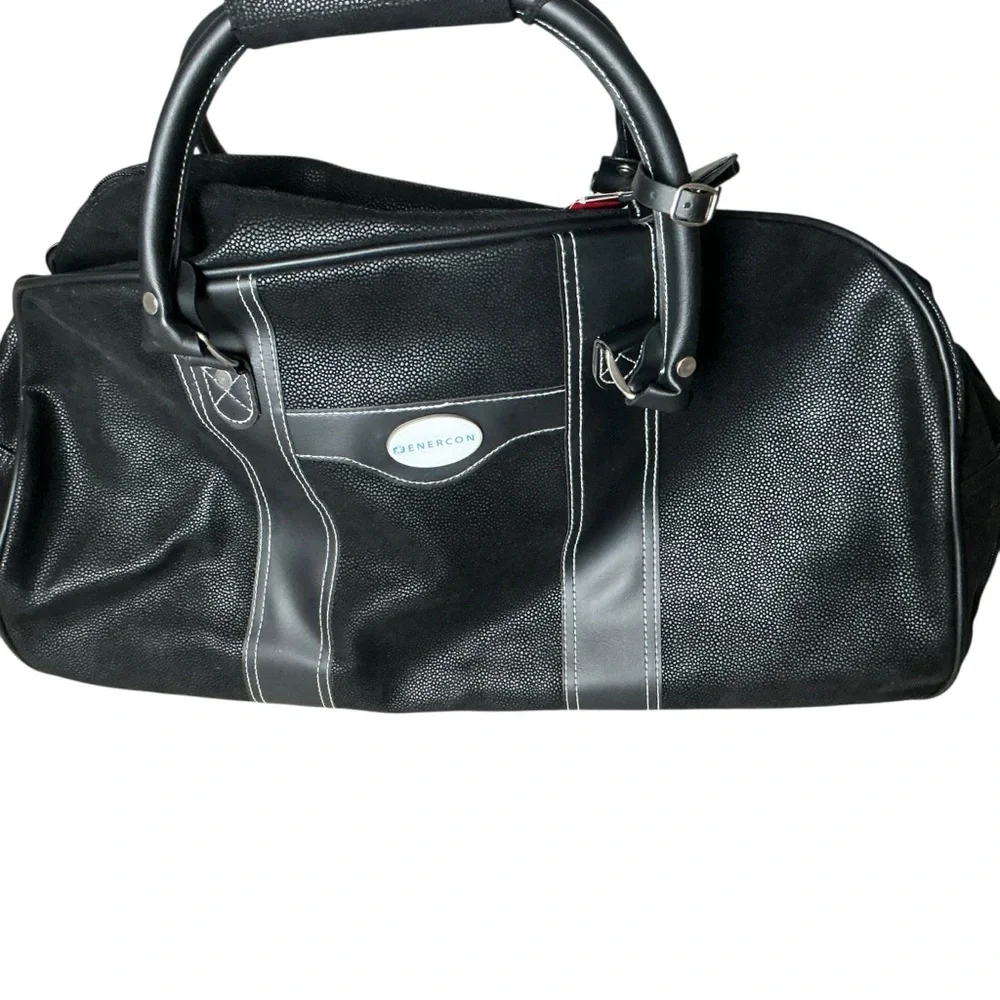Sovrano black rolling bag duffle golfers bag